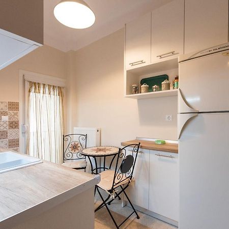 Apricot By Halu! Cozy Apt Next To Agia Sophia Metro Station 테살로니키 외부 사진