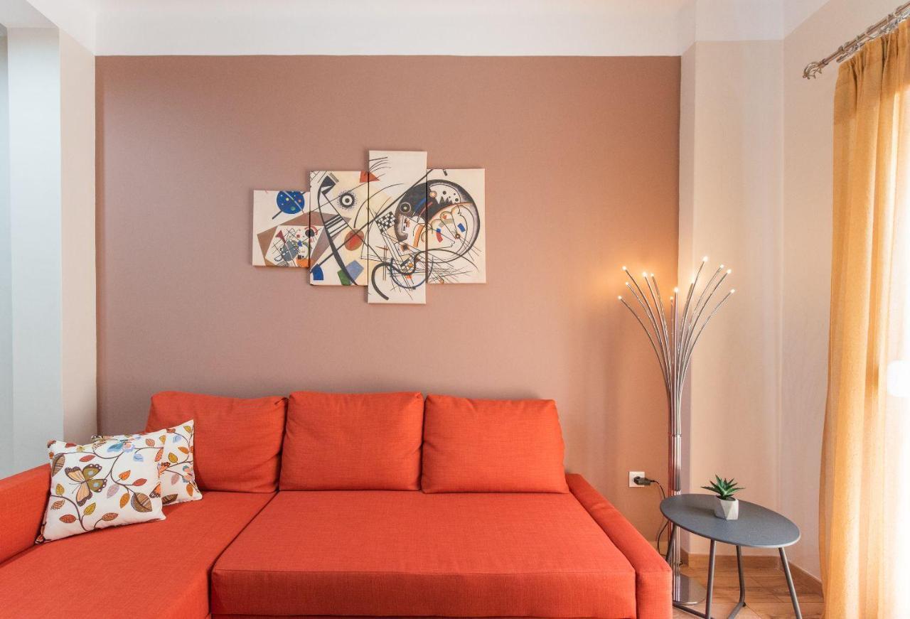Apricot By Halu! Cozy Apt Next To Agia Sophia Metro Station 테살로니키 외부 사진